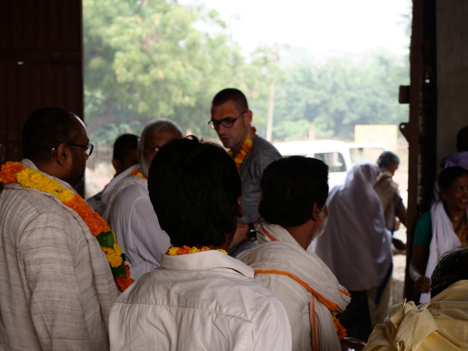  66 Gopashtami Radha kunda Govardhan 19.11.04